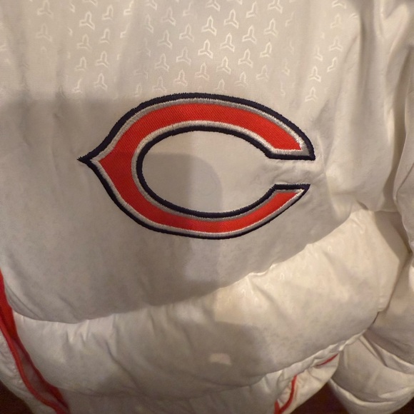 Chicago Bears Vintage White Winter Coat Jacket Large NFL Reebok - Unisex - Picture 2 of 8